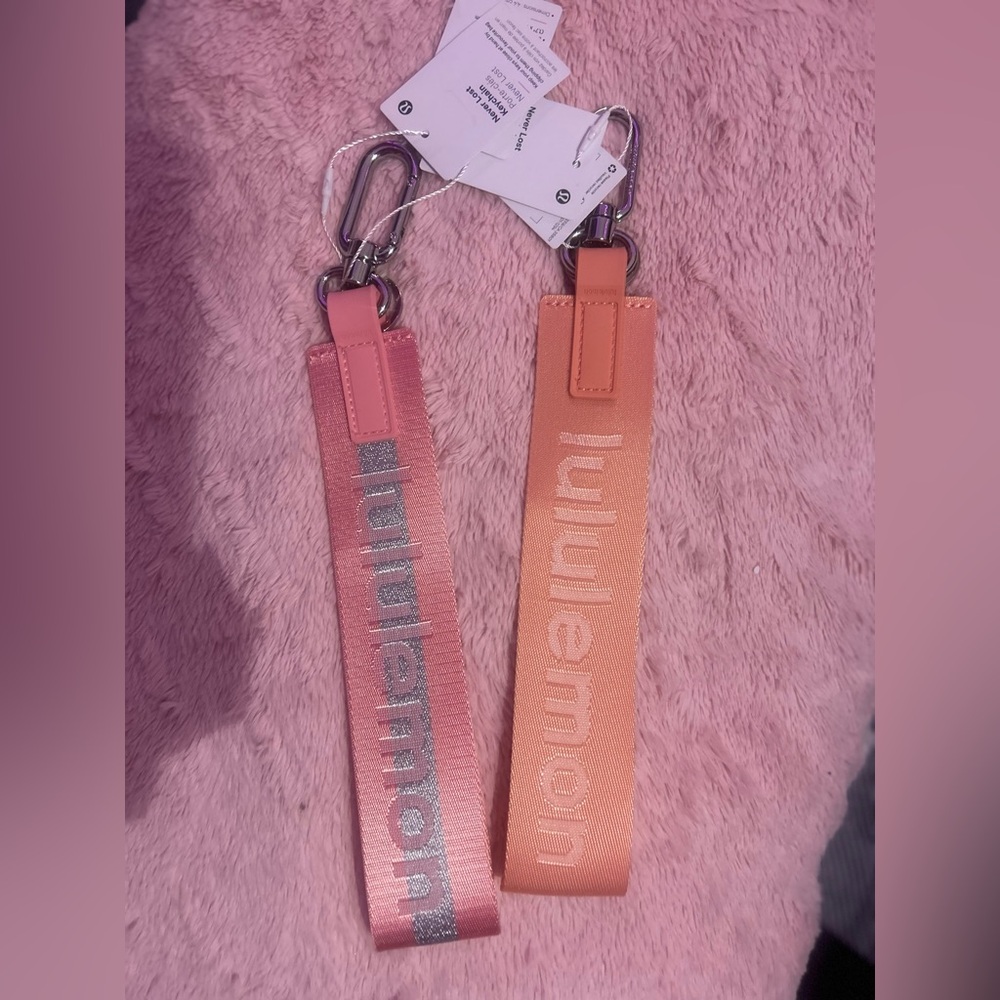 Lululemon Never Lost Keychain 💕NWT💕 Pink & Silver and Flush Pink Duo!